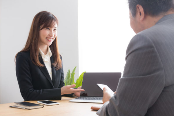 「打診」の意味とは？読み方は？使い方から類語や英語まで例文付きで – スッキリ